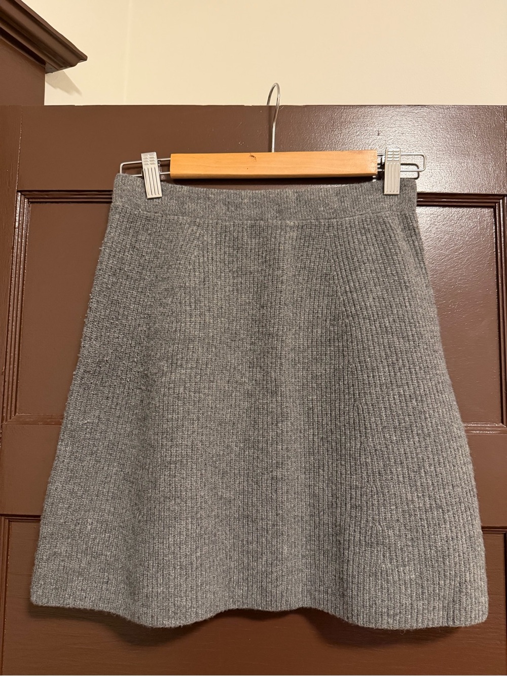 Uniqlo Gray Knit Mini Skirt